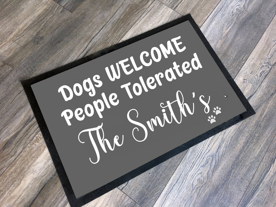 Family Name Doormat / Personalized Family Name Doormat / Custom Family Welcome Mat / New Home Gift / Realtor Gift / Housewarming Gift