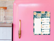 Load image into Gallery viewer, Custom Family Name Weekly metal Planner Drywipe Meal Planner Whiteboard With Free Pen
