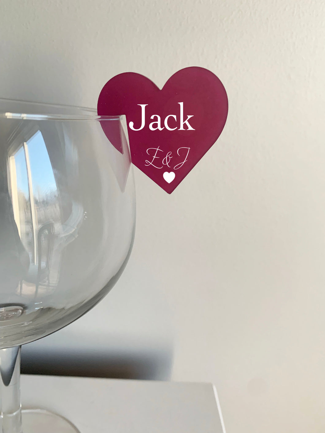 Personalised Acrylic Heart Shaped Place Name For Wine Glass / Cocktail Glass / Champagne Glass